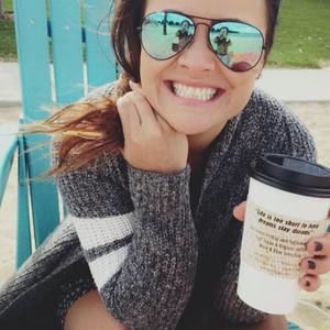 Meet your Posher, Geneviève